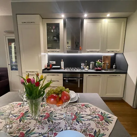 Divi Farini Flat