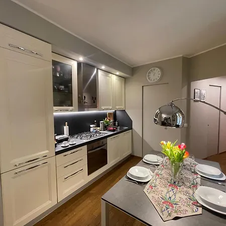 Apartament Divi Farini Flat *